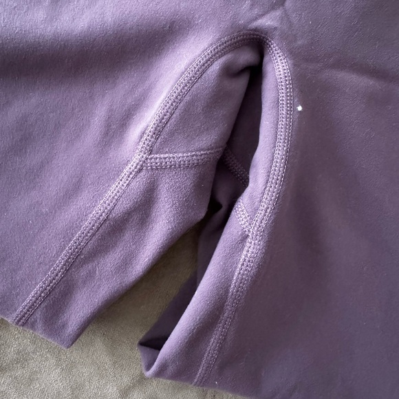 Smoked cherry Buffbunny legacy leggings - Picture 4 of 5